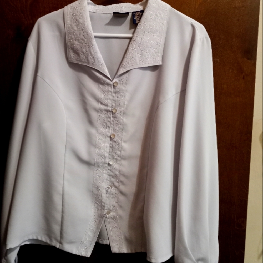 Laura Scott Woman size 16W Grey dress blouse
